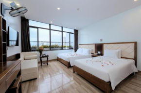 DaNa Sailing Hotel